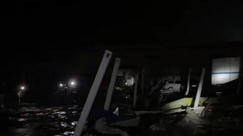 武漢龍卷風致6人失聯(lián)41人受傷