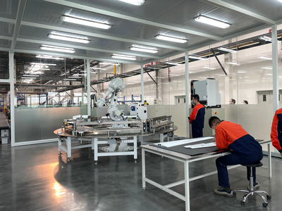 國內(nèi)首條通航飛行器復合材料自動化生產(chǎn)線在武漢啟動